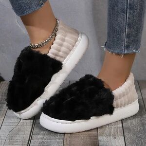 Black & Tan Fuzzy Slippers